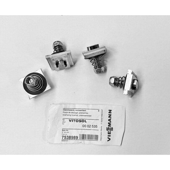 Set cleme fixare panou solar VITOSOL 4 buc 7538989 VIESSMANN